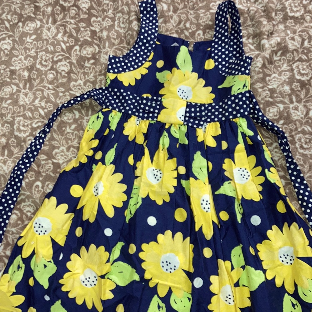Girls cotton dress size 7 🌼